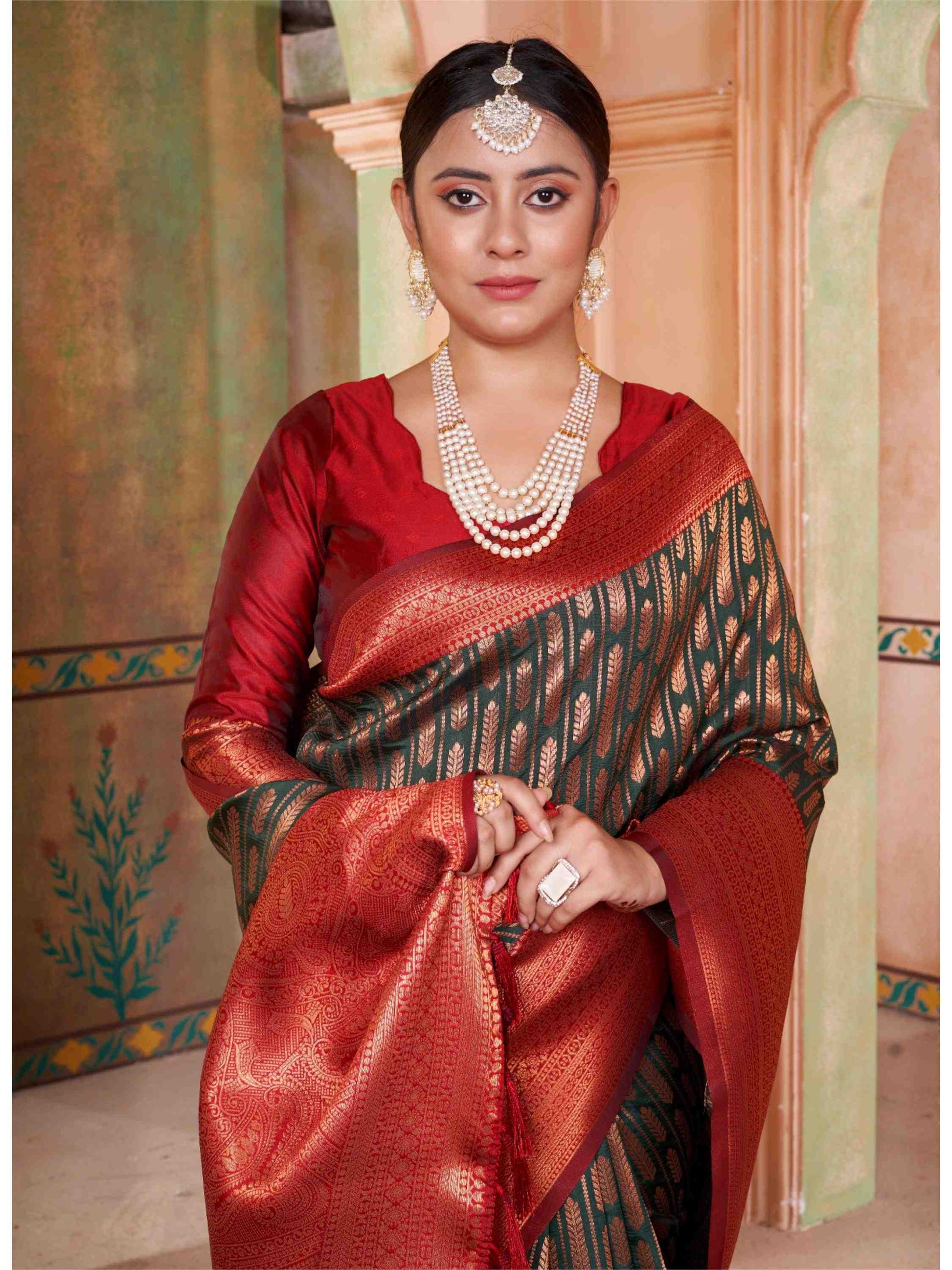Bottle Green Kanjivaram Silk Saree