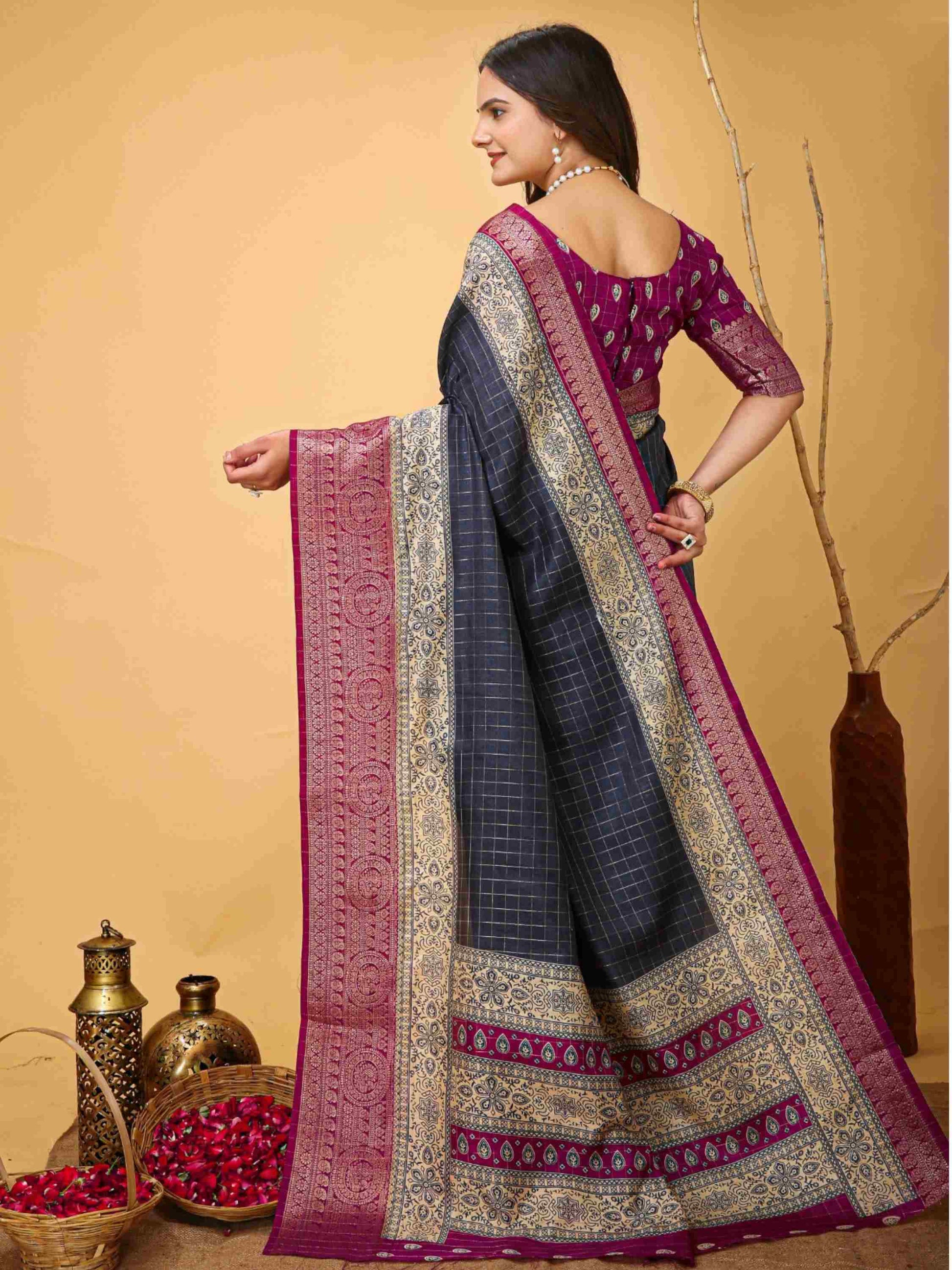 Grey Dola Silk Cotton Saree